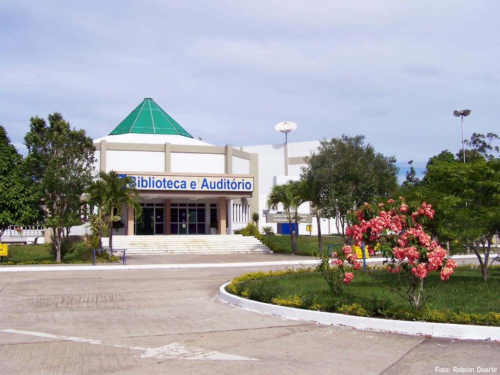 Biblioteca e a UESC