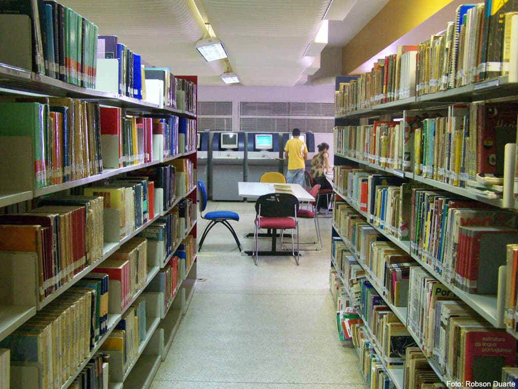 Foto da biblioteca 14