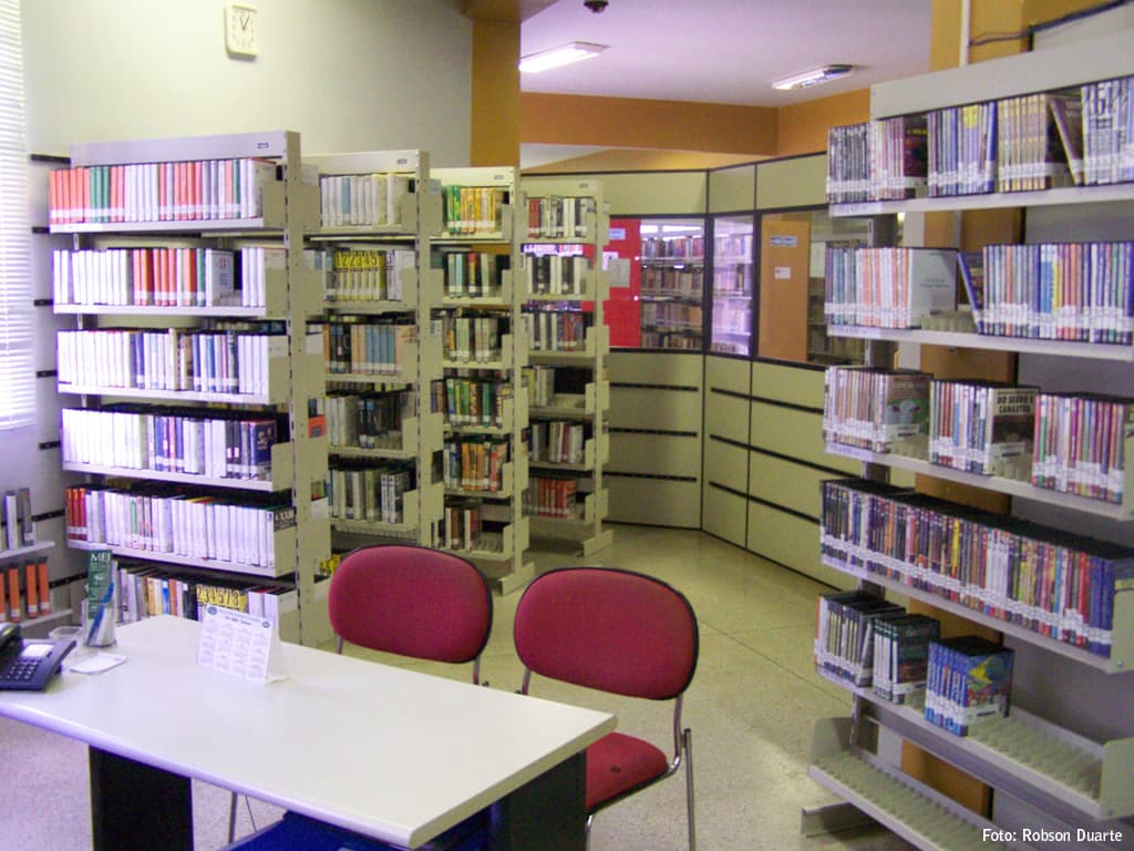 Foto da biblioteca 16
